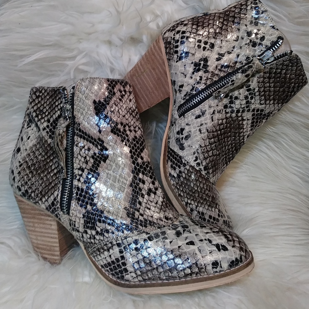 Snake Print BOOTIES Ankle Shoes Zip Heel Animal 39